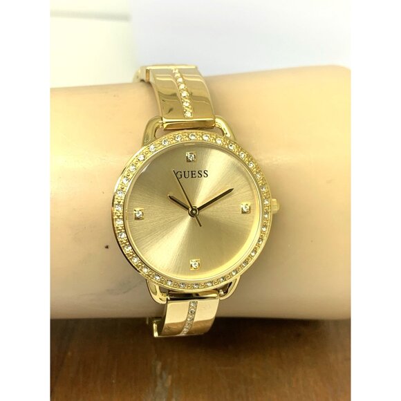 Guess Women\'s Watch GW0022L2 Quartz Gold Dial Gemmed Stainless Steel 30mm main image 2